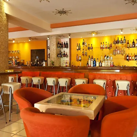 公寓式酒店 阿丽酒店式公寓 2*